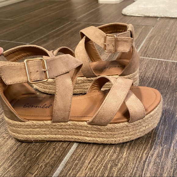Bonnibel | Shoes | Nude Platform Strappy Platform Sandals | Poshmark